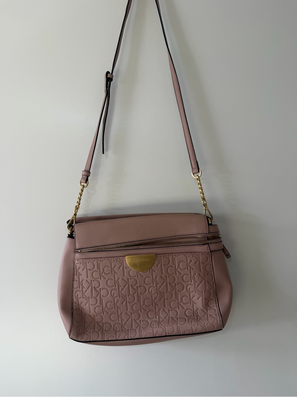 Calvin Klein Blush Pink Signature Shoulder Bag